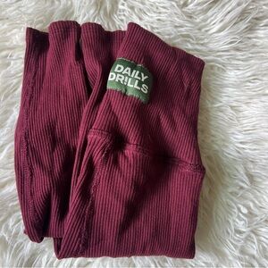 Daily Drills Ribbed Set in Wine
